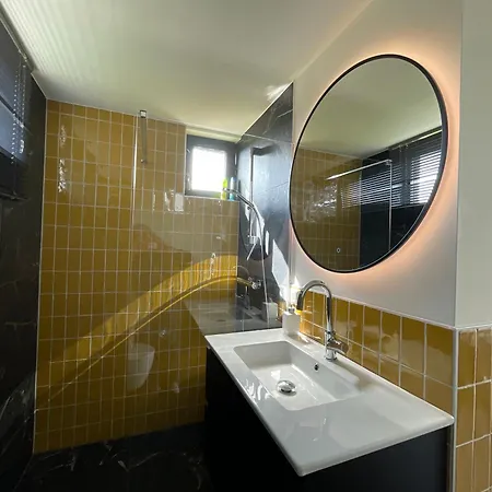 Casitas - Nijmegen * 비첸