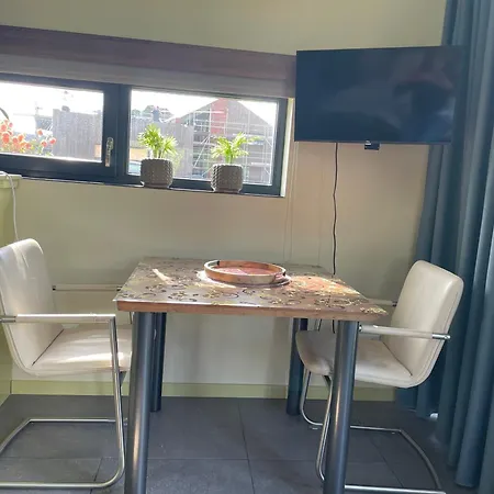 Casitas - Nijmegen * 비첸